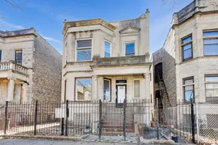 3829 W Gladys Ave, Chicago, IL 60624 - Photo 1