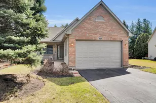 623 Hampshire Dr, Hampshire, IL 60140 - Photo 1