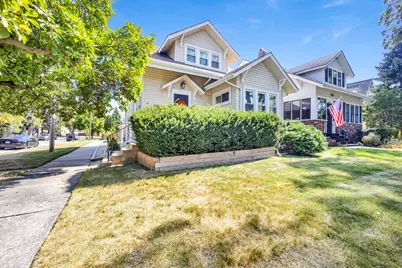 901 Cleveland Avenue, Park Ridge, IL 60068 - Photo 1