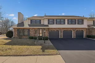 9319 Sunrise Ln, Orland Park, IL 60462 - Photo 1