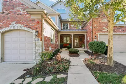1209 W Charles Lane, Westmont, IL 60559 - Photo 1