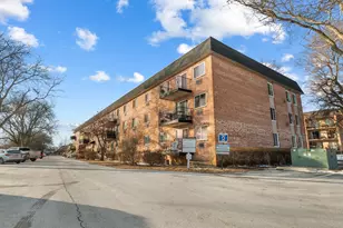 1001 N Mill St, Naperville, IL 60563 - Photo 1