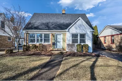 634 N Dryden Avenue, Arlington Heights, IL 60004 - Photo 1