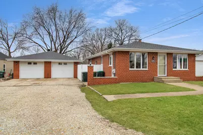 25010 S Canal Street, Channahon, IL 60410 - Photo 1