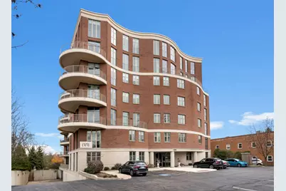 520 S Washington Street #304, Naperville, IL 60540 - Photo 1