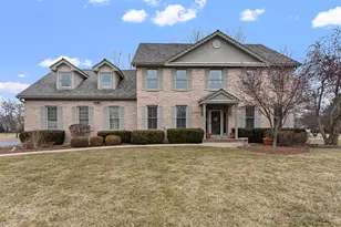 18024 W Pond Ridge Cir, Gurnee, IL 60031 - Photo 1