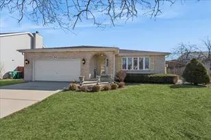 1814 Larkspur Dr, Plainfield, IL 60586 - Photo 1