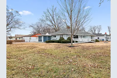 600 E Mulberry Street, Watseka, IL 60970 - Photo 1