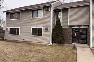 3500 Bayside Dr, Palatine, IL 60074 - Photo 1