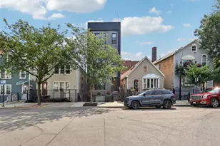 1631 S Carpenter St, Chicago, IL 60608 - Photo 1