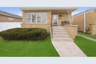 5820 S Narragansett Avenue, Chicago, IL 60638 - Photo 1