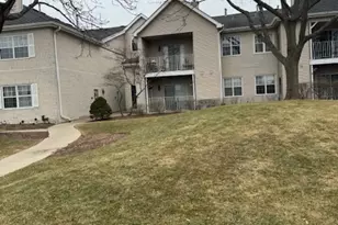 788 N Gary Ave, Carol Stream, IL 60188 - Photo 1