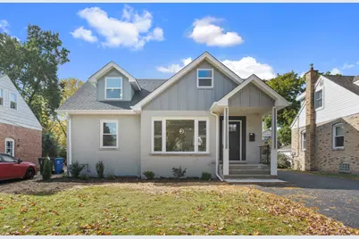 406 N Elm Street, Mount Prospect, IL 60056 - Photo 1