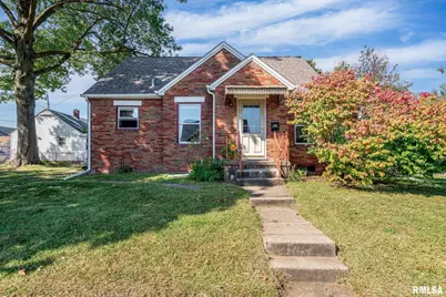 1922 N Pine Street, Davenport, IA 52804 - Photo 1