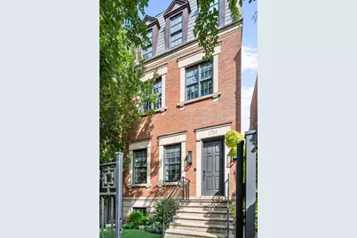1714 W Wolfram Street, Chicago, IL 60657 - Photo 1