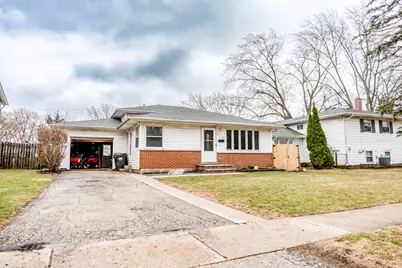 213 N Idlewild Avenue, Mundelein, IL 60060 - Photo 1