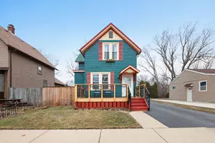 400 Marguerite St, Elgin, IL 60123 - Photo 1