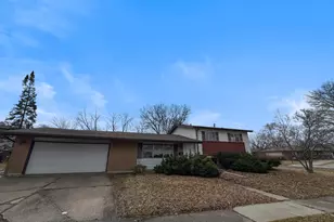 331 Gentry St, Park Forest, IL 60466 - Photo 1