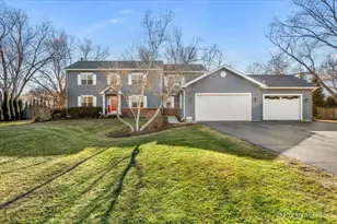 6N530 Crestwood Dr, Saint Charles, IL 60175 - Photo 1