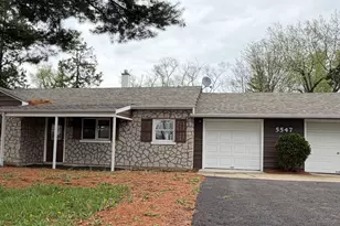 5547 S Peck Ave, Countryside, IL 60525 - Photo 1