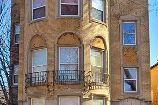 6551 N Sacramento Ave, Chicago, IL 60645 - Photo 1