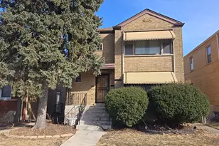 10747 S King Dr, Chicago, IL 60628 - Photo 1