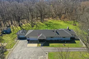 2 Rohe Ln, Crete, IL 60417 - Photo 1