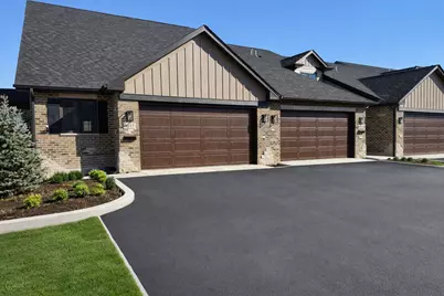 9039 111 Street, Palos Hills, IL 60465 - Photo 1