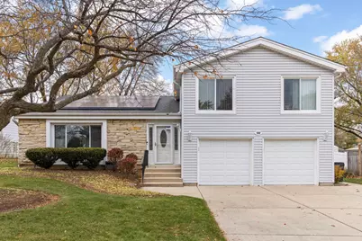 308 Plymouth Lane, Bloomingdale, IL 60108 - Photo 1