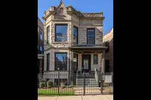 2724 N Troy St, Chicago, IL 60647 - Photo 1