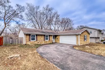 135 Ramblewood Lane, Lake Zurich, IL 60047 - Photo 1