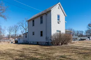 502 E Brayton Rd, Mount Morris, IL 61054 - Photo 1