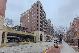 833 W 15th Pl, Chicago, IL 60608 - Photo 1