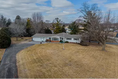 30 S Fairground Avenue, Princeton, IL 61356 - Photo 1