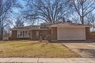 18W089 Claremont Dr, Darien, IL 60561 - Photo 1
