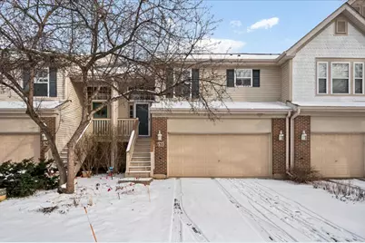 132 Meredith Lane, Streamwood, IL 60107 - Photo 1
