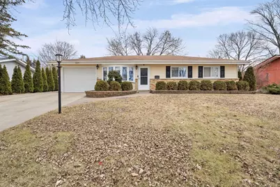 625 Morton Street, Hoffman Estates, IL 60169 - Photo 1