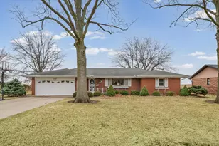 103 S Blue Spruce Ln, Onarga, IL 60955 - Photo 1