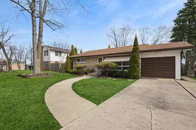535 N McAree Road, Waukegan, IL 60085 - Photo 1
