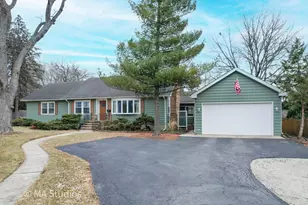 1219 Golf Ln, Wheaton, IL 60189 - Photo 1
