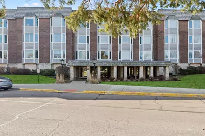 500 Thames Parkway #3G, Park Ridge, IL 60068 - Photo 1