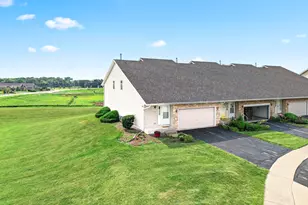 1071 Alexandria Dr, Sycamore, IL 60178 - Photo 1