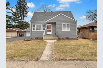 10812 Princess Avenue, Chicago Ridge, IL 60415 - Photo 1