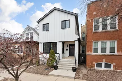 2624 N Hamlin Avenue, Chicago, IL 60647 - Photo 1