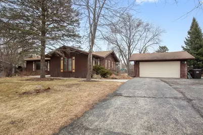5 Echo Hill Road, Oakwood Hills, IL 60013 - Photo 1