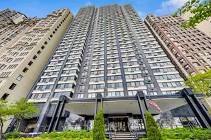 1440 N Lake Shore Dr, Chicago, IL 60610 - Photo 1