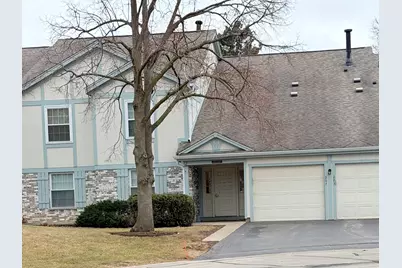 203 Blossom Court #203, Buffalo Grove, IL 60089 - Photo 1