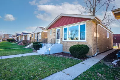 12618 S Justine Street, Calumet Park, IL 60827 - Photo 1