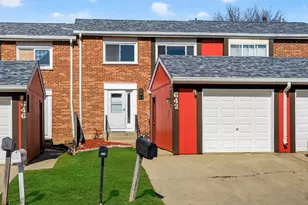 642 Sundance Dr, Bolingbrook, IL 60440 - Photo 1
