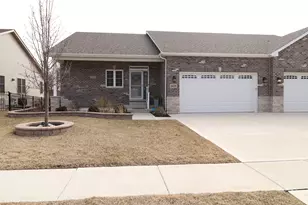 26525 W Stephanie Dr, Channahon, IL 60410 - Photo 1